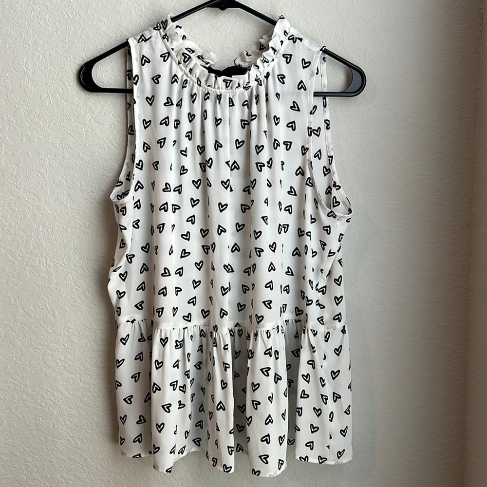 Women’s LOFT Peplum Heart Sleeveless Blouse Size Medium